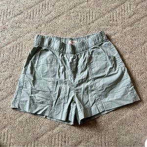 Signature by Levi Strauss Women's Olive Cargo Shorts